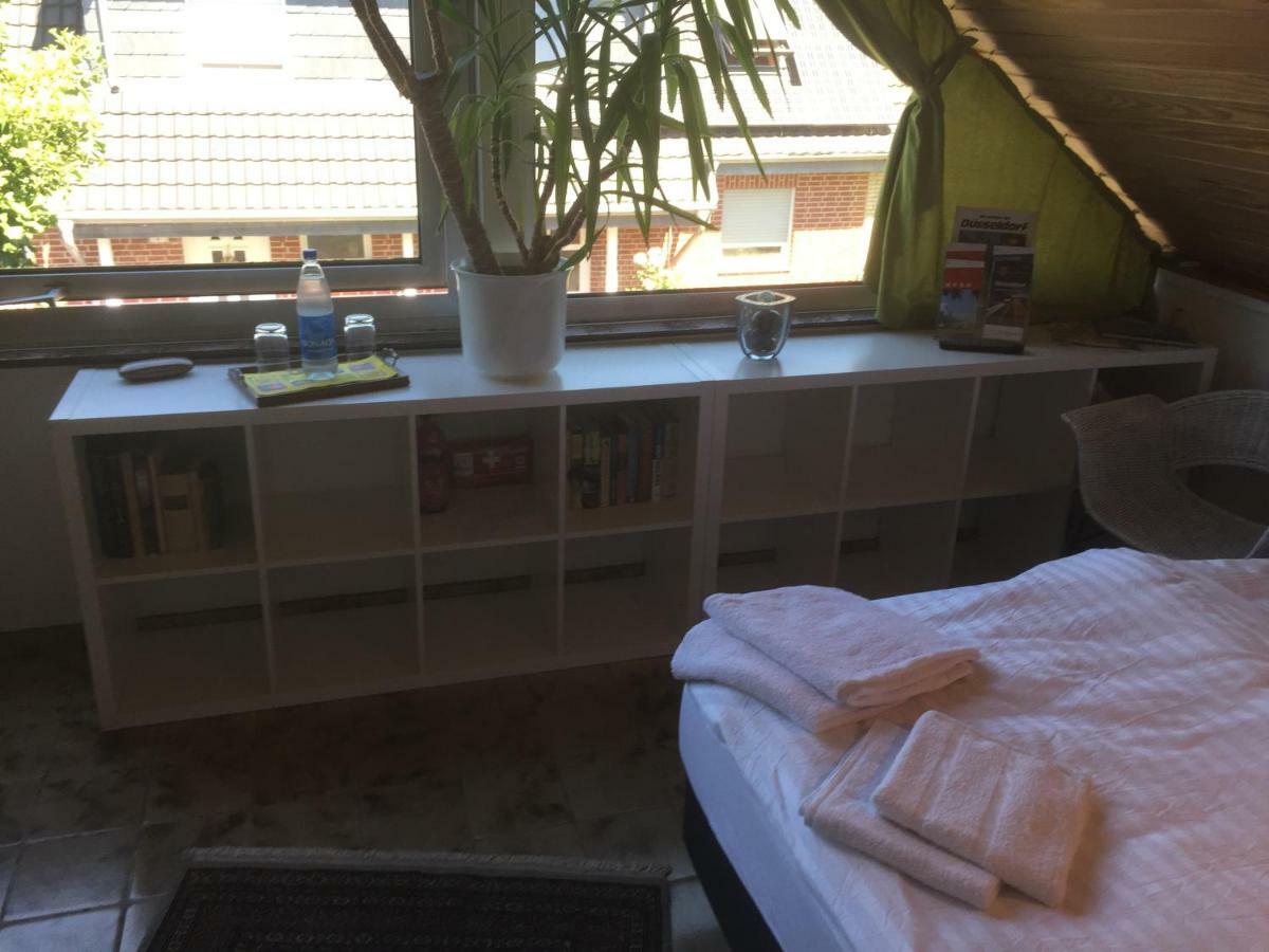 Duesseldorfer Privatzimmer Exterior photo